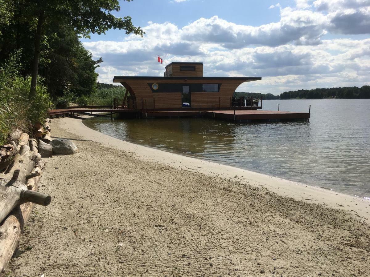 Отель Houseboat Slesin Экстерьер фото