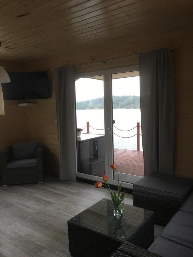 Отель Houseboat Slesin Экстерьер фото